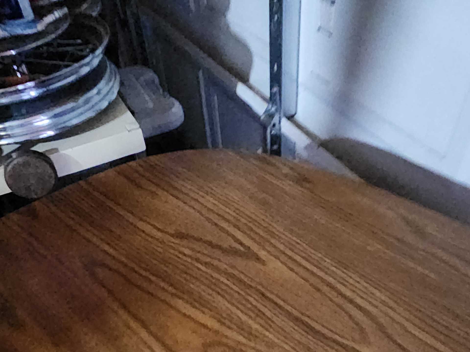 Table (Good Condition) - Image 3