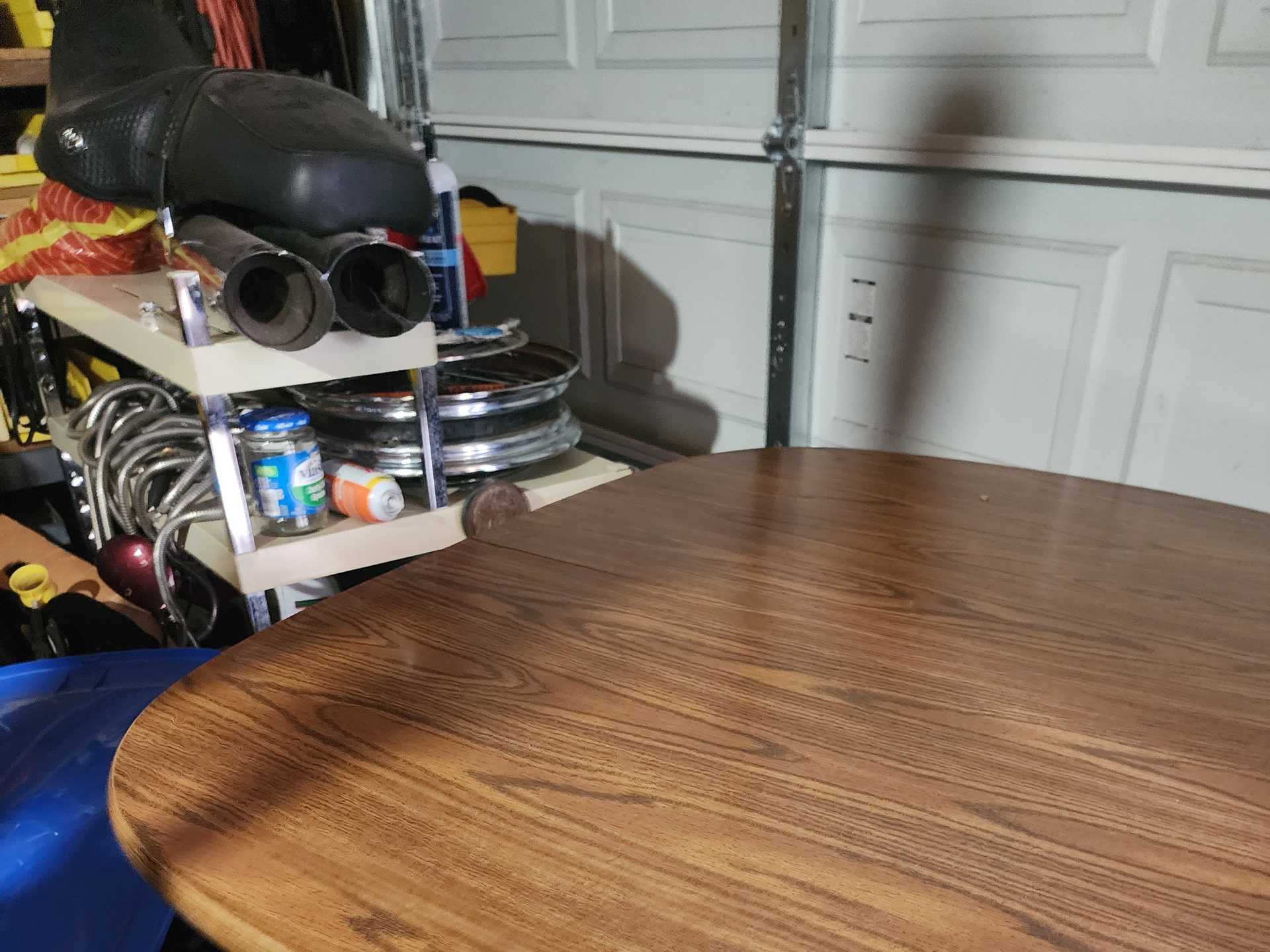 Table (Good Condition) - Image 2