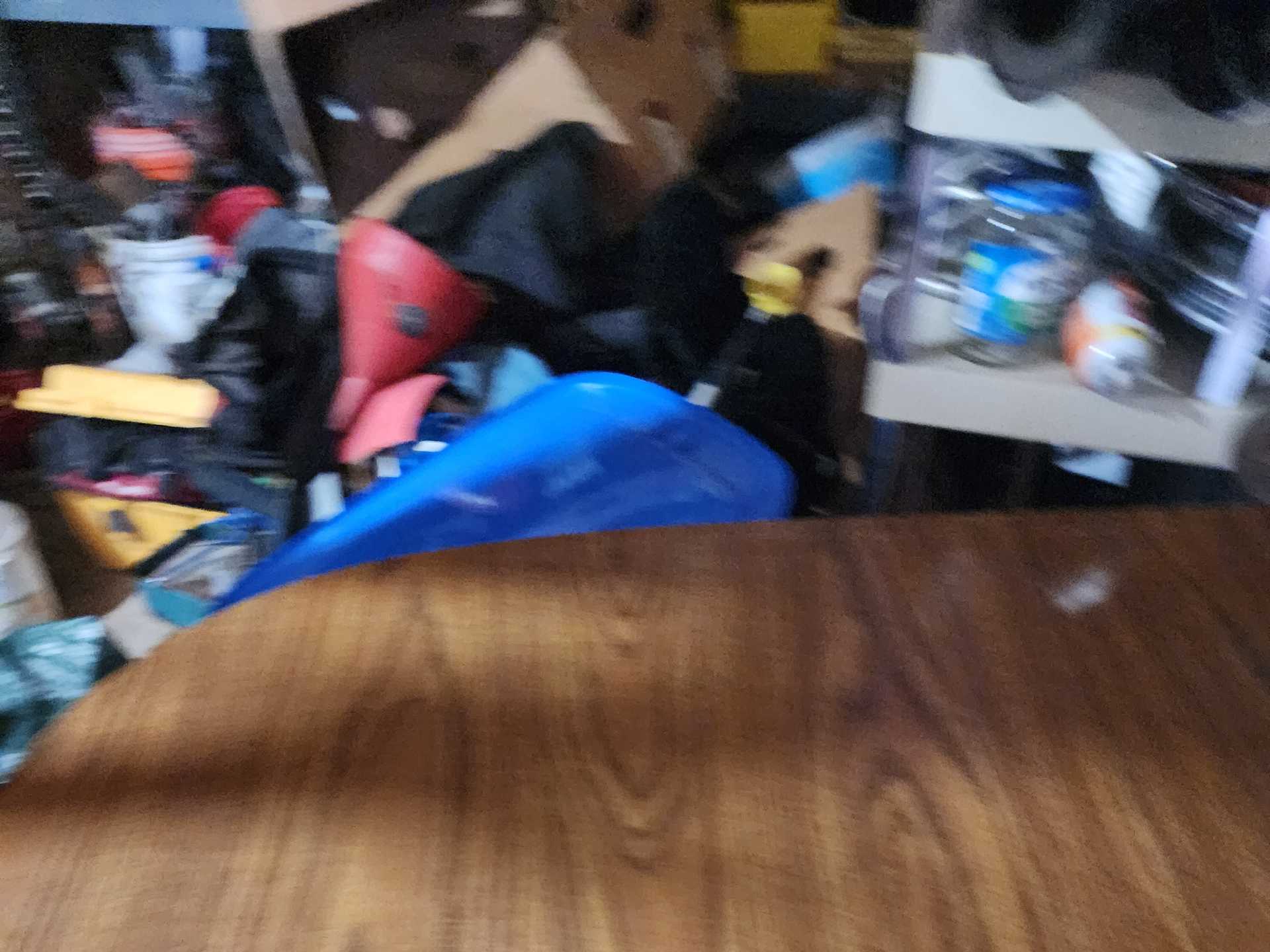 Table (Good Condition) - Image 5