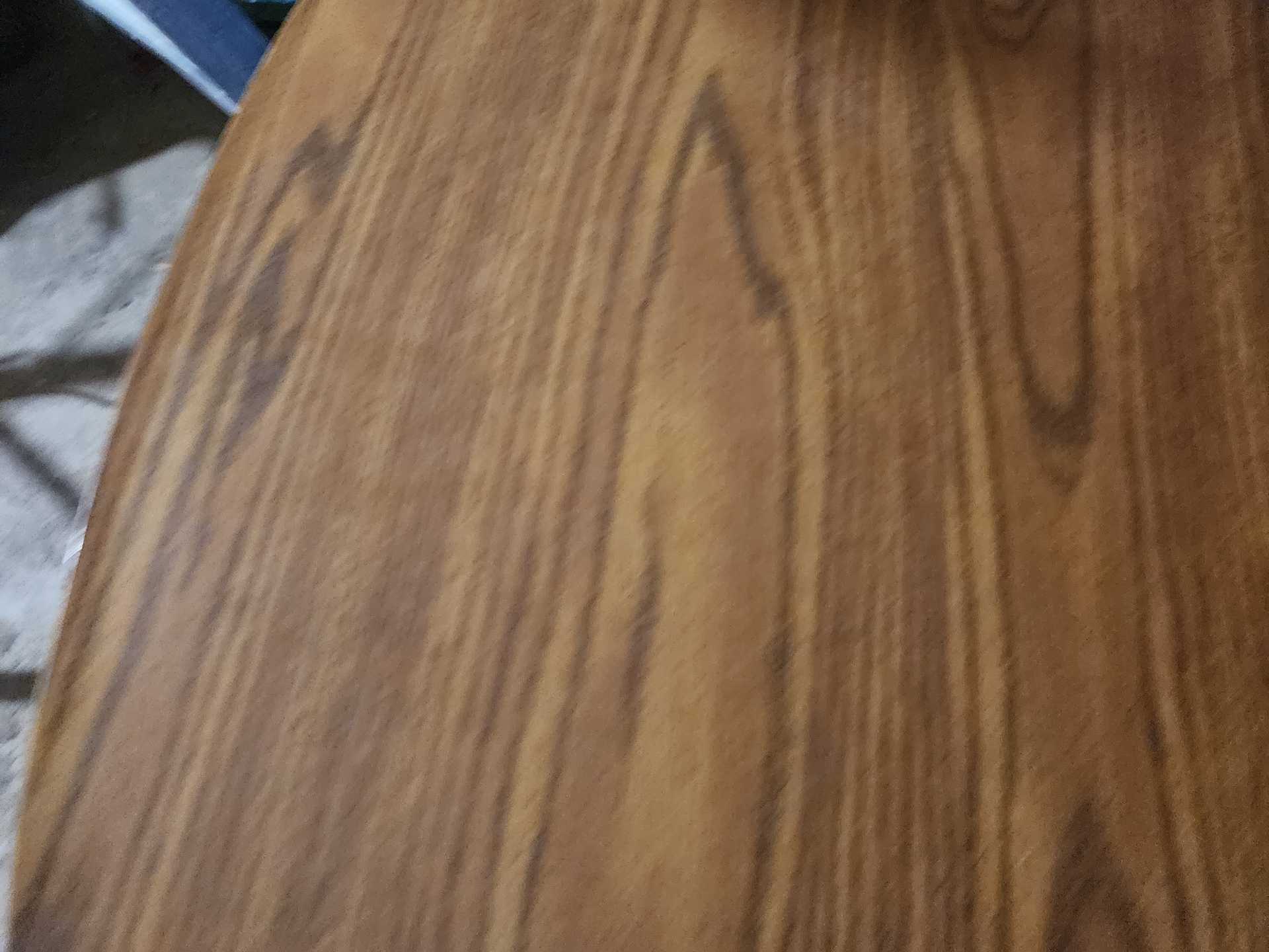 Table (Good Condition) - Image 6
