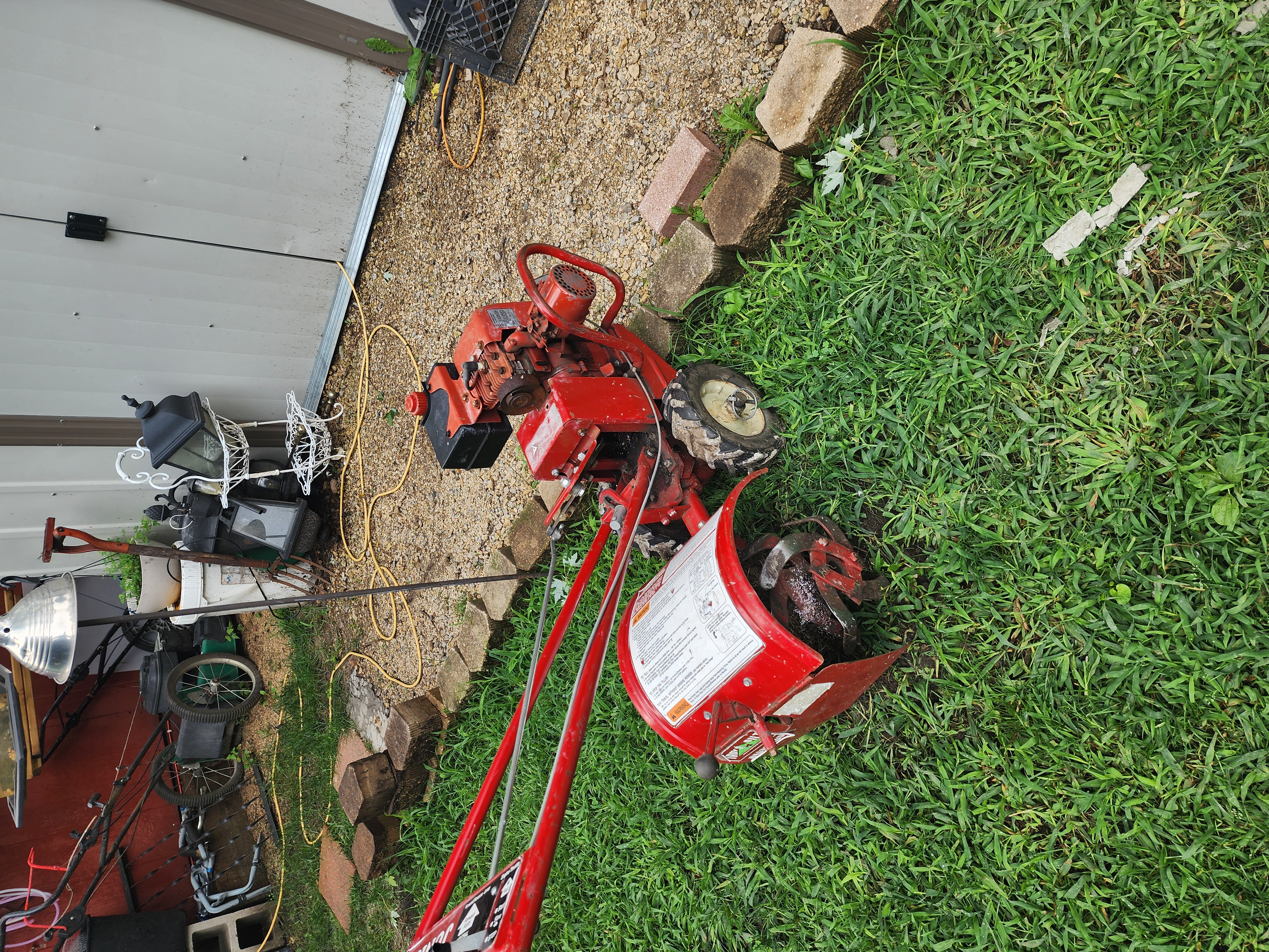 Lawn & Yard Equipment